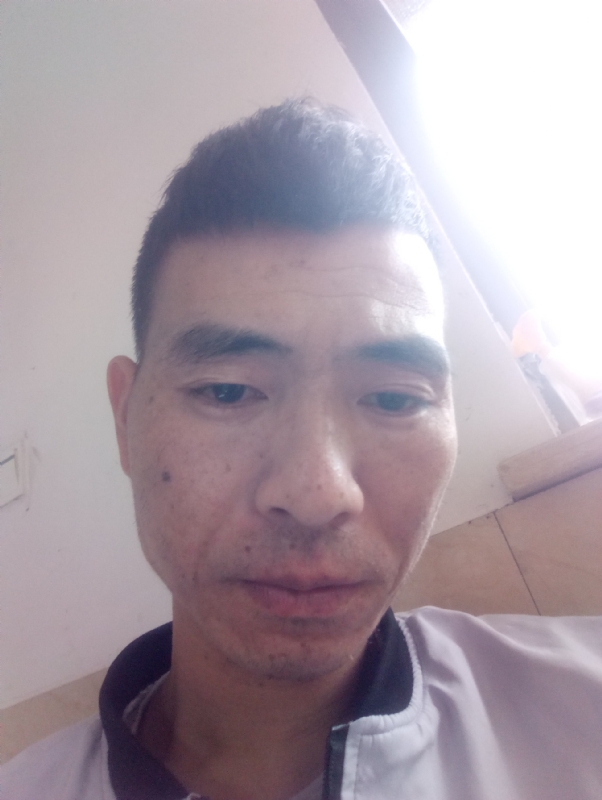 想你的夜的第一张照片--惠安中老年相亲网
